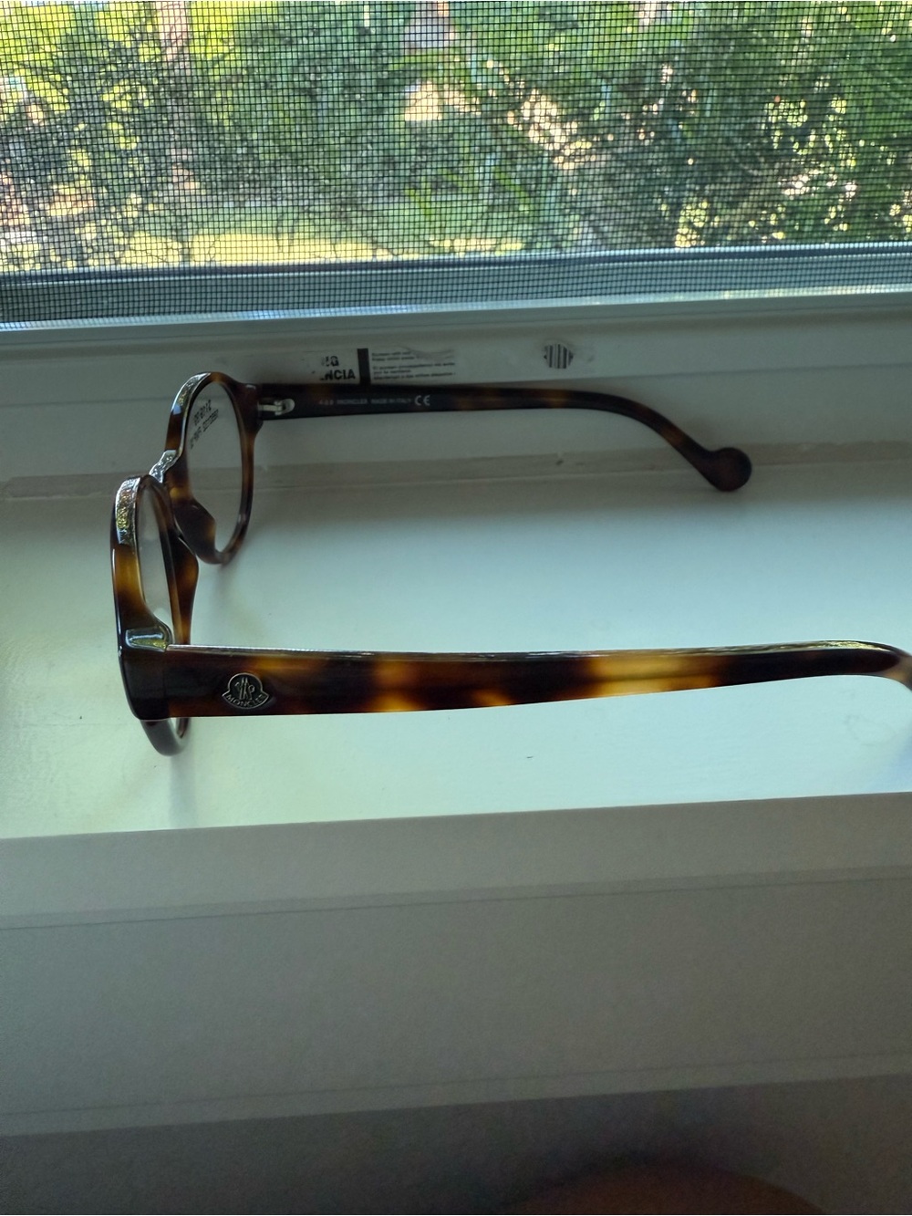 Moncler Tortoiseshell Round Eyeglass Frames - Picture 10 of 10